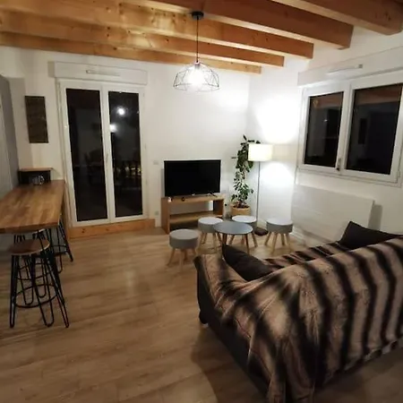 Superbe Duplex Village Apartment